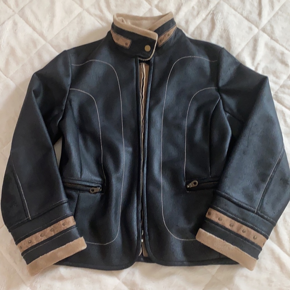 XS faux fur jacket